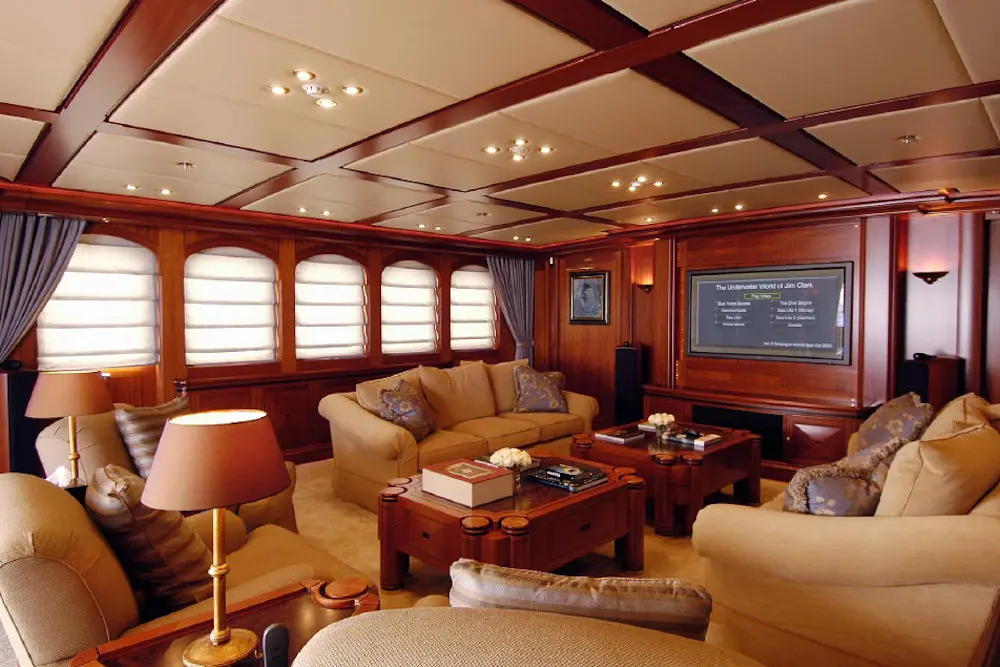 Hendriks – Dekker yacht upholstery