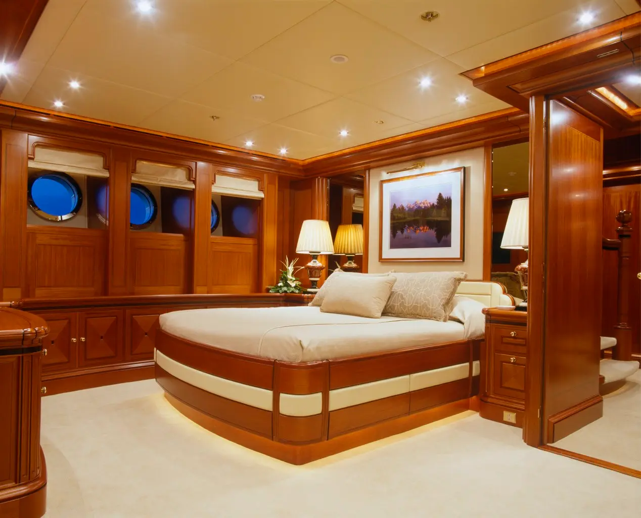 Hendriks – Dekker yacht upholstery
