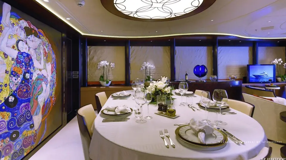 Hendriks – Dekker yacht upholstery