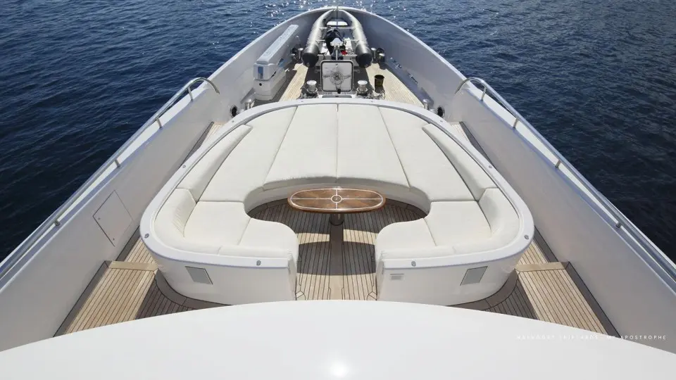 Hendriks – Dekker yacht upholstery