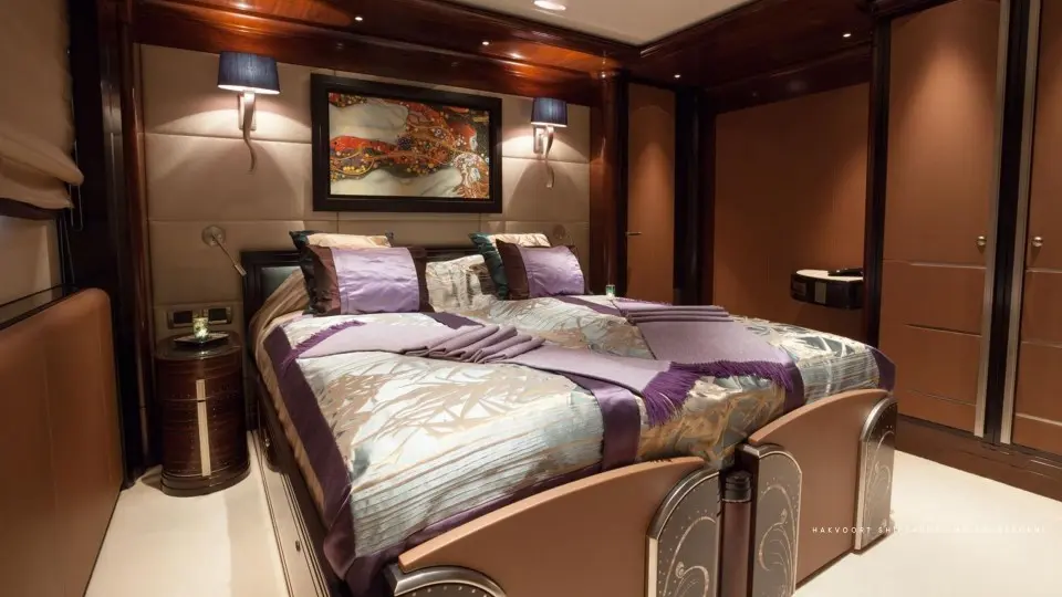 Hendriks – Dekker yacht upholstery