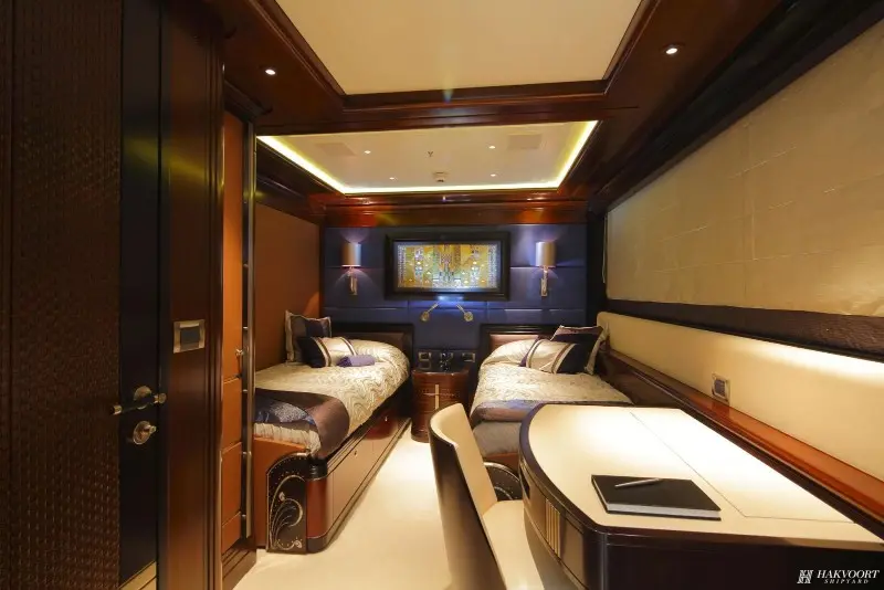 Hendriks – Dekker yacht upholstery